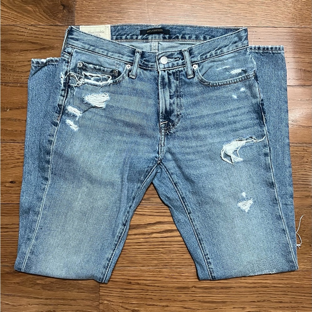 Men's Abercrombie and Fitch 28x30 Ripped Skinny Denim Jeans